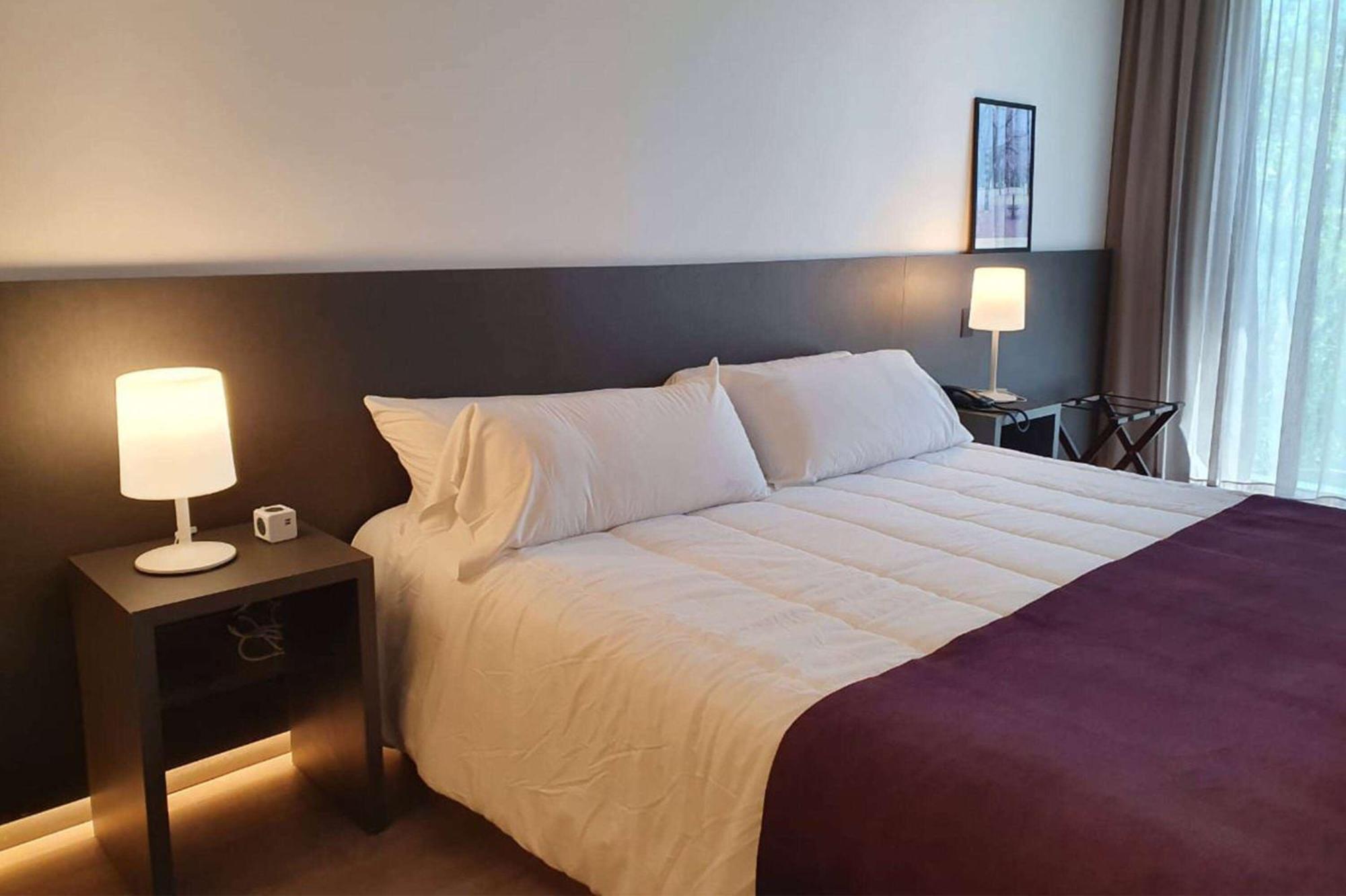 Dazzler By Wyndham La Plata Hotel ภายนอก รูปภาพ
