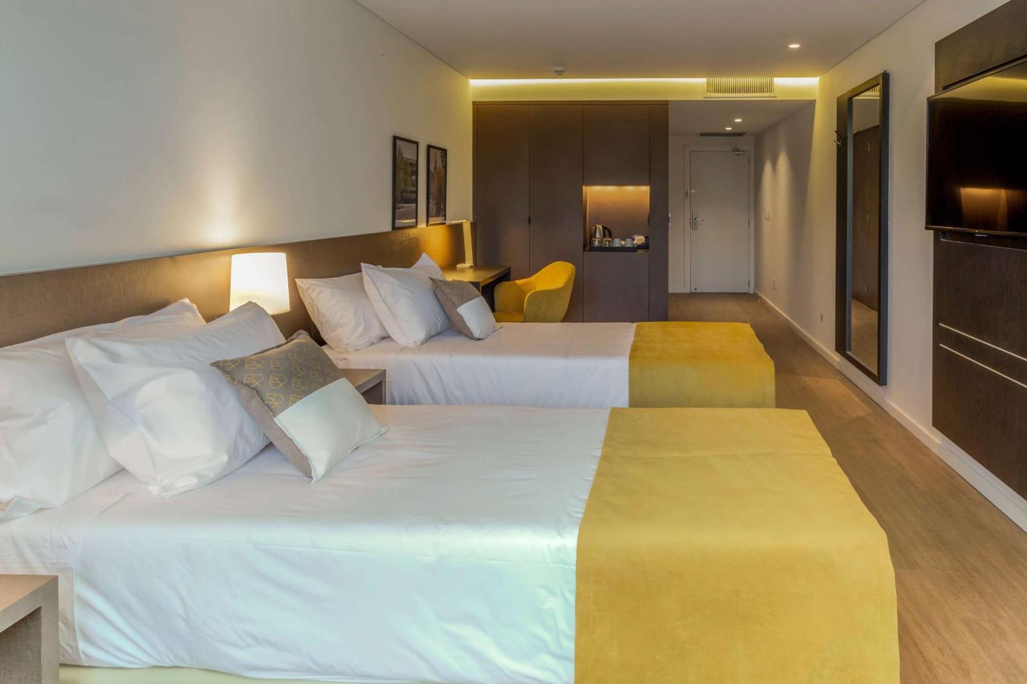 Dazzler By Wyndham La Plata Hotel ภายนอก รูปภาพ